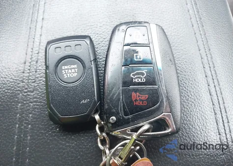 2016 Hyundai Santa Fe Sport 2.4L from USA, damaged, VIN 5XYZUDLB8GG318162